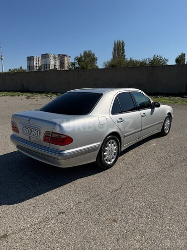 Mercedes E 240 2000, 337,542 km - 2.4 l - Bakı