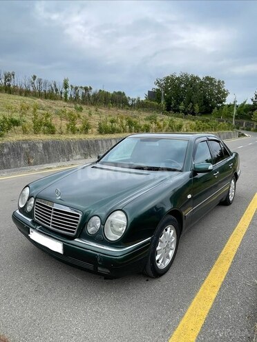 Mercedes E 240 1998, 460,000 km - 2.4 l - Bakı
