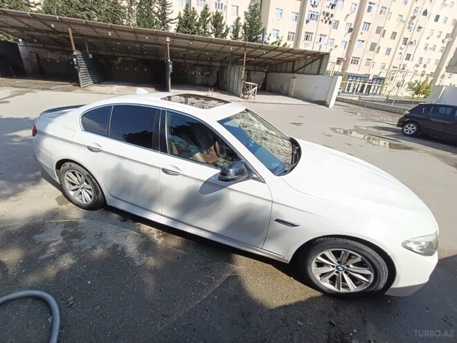 BMW 528 2014, 190,000 km - 2.0 l - Gəncə
