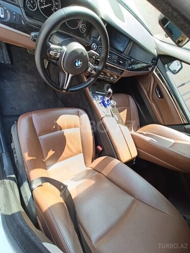 BMW 528 2014, 190,000 km - 2.0 l - Gəncə