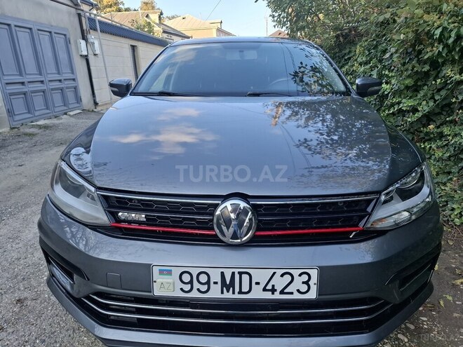 Volkswagen Jetta 2011, 302,557 km - 2.5 л - Qusar
