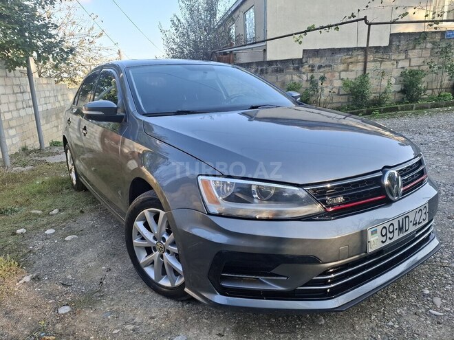 Volkswagen Jetta 2011, 302,557 km - 2.5 л - Qusar