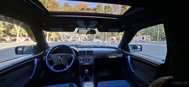Mercedes C 180 1999, 412,328 km - 1.8 л - Mingəçevir