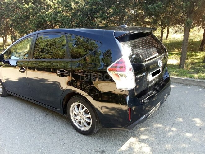 Toyota Prius V 2015, 289,633 km - 1.8 l - Bakı