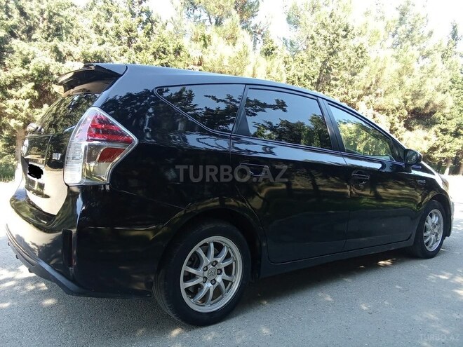 Toyota Prius V 2015, 289,633 km - 1.8 l - Bakı