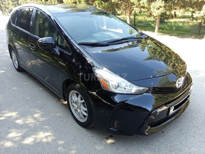 Toyota Prius V 2015, 289,633 km - 1.8 l - Bakı