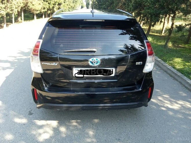 Toyota Prius V 2015, 289,633 km - 1.8 l - Bakı