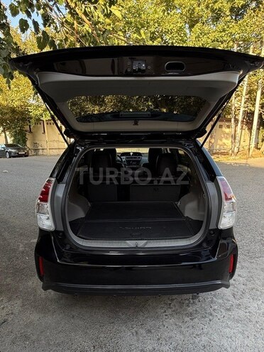 Toyota Prius V 2015, 289,633 km - 1.8 l - Bakı