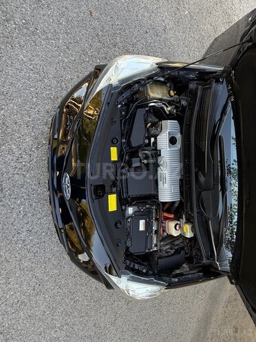 Toyota Prius V 2015, 289,633 km - 1.8 l - Bakı