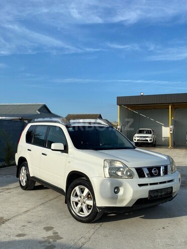 Nissan X-Trail 2010, 240,000 km - 2.5 l - Hacıqabul