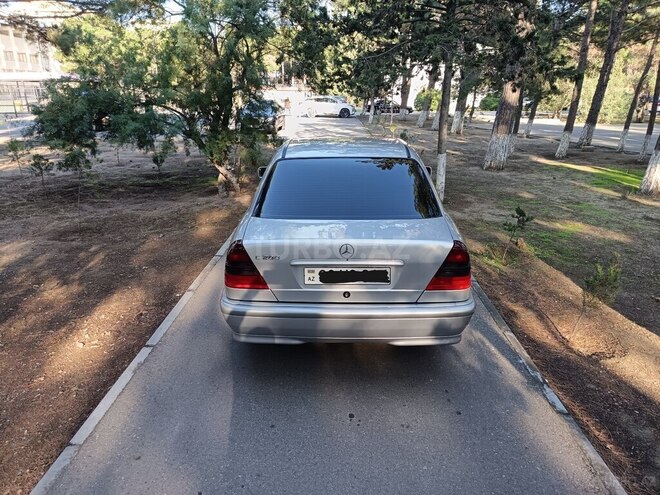 Mercedes C 200 1999, 380,000 km - 2.0 л - Sumqayıt
