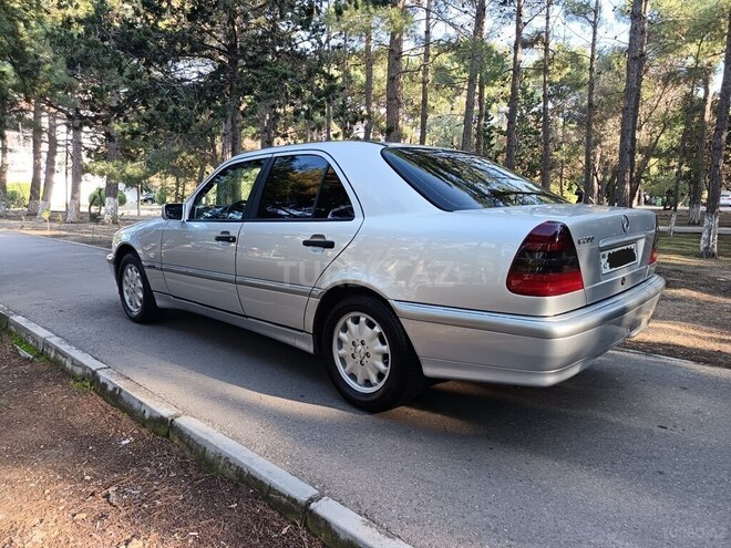 Mercedes C 200 1999, 380,000 km - 2.0 л - Sumqayıt