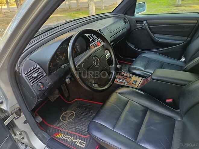 Mercedes C 200 1999, 380,000 km - 2.0 л - Sumqayıt