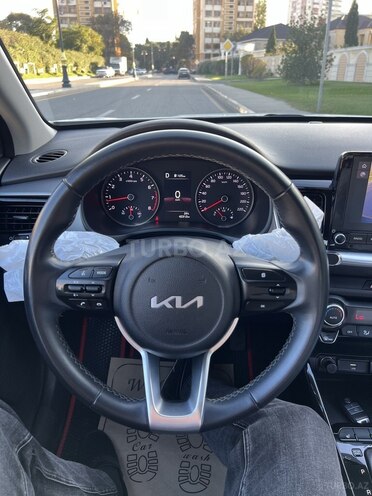 Kia Stonic 2022, 42,312 km - 1.4 л - Bakı