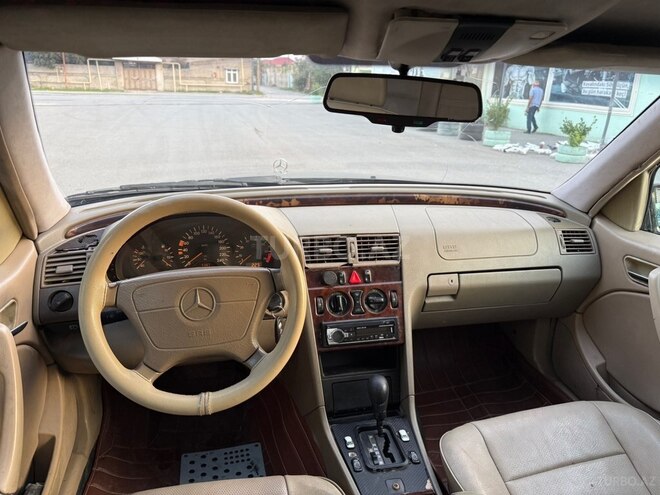 Mercedes C 180 1996, 270,000 km - 1.8 l - Bakı