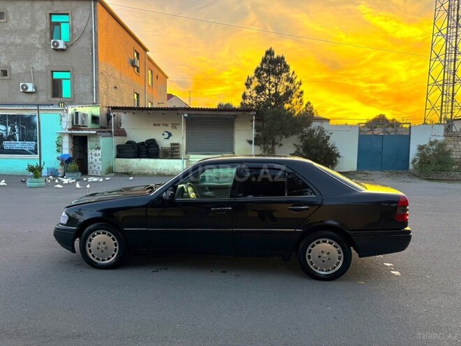 Mercedes C 180 1996, 270,000 km - 1.8 l - Bakı