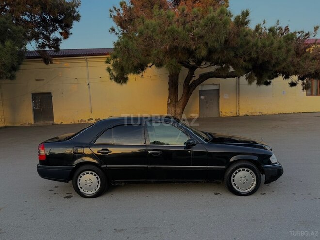 Mercedes C 180 1996, 270,000 km - 1.8 l - Bakı