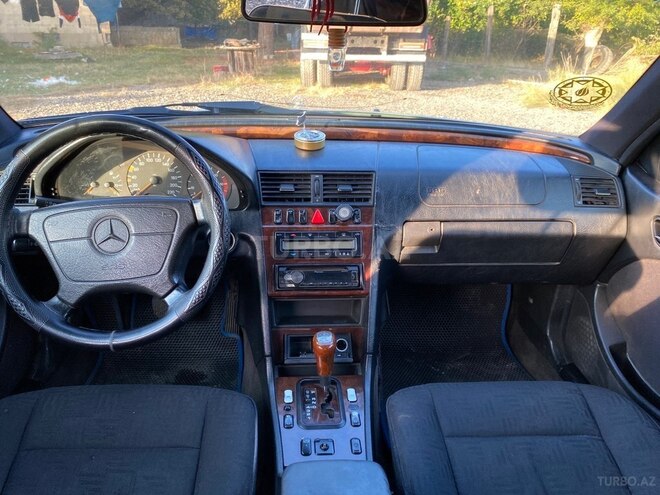 Mercedes C 220 1998, 500,000 km - 2.2 л - Mingəçevir