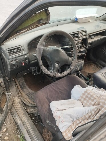 Opel Vectra 1992, 350,000 km - 1.7 l - 