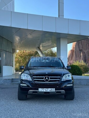 Mercedes ML 350 4MATIC 2011, 220,000 km - 3.5 l - Xaçmaz