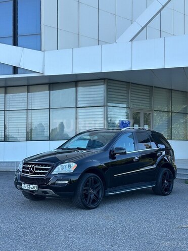 Mercedes ML 350 4MATIC 2011, 220,000 km - 3.5 l - Xaçmaz