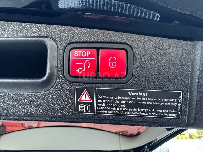 Mercedes ML 350 4MATIC 2011, 220,000 km - 3.5 l - Xaçmaz