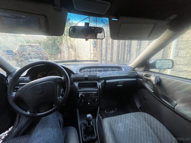 Opel Astra 1997, 180,000 km - 1.6 л - Bakı