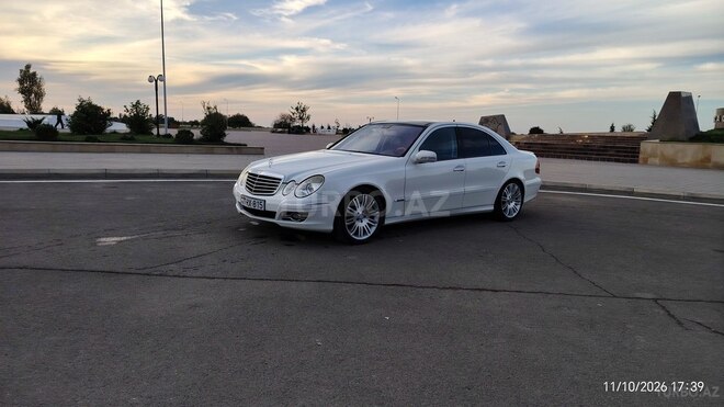 Mercedes E 300 2008, 399,000 km - 3.0 л - Neftçala