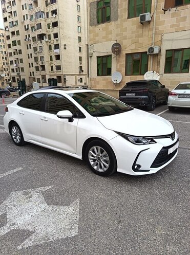 Toyota Corolla 2024, 102,500 km - 1.8 л - Bakı