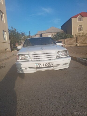 Mercedes C 180 1997, 245,000 km - 1.8 l - Bakı