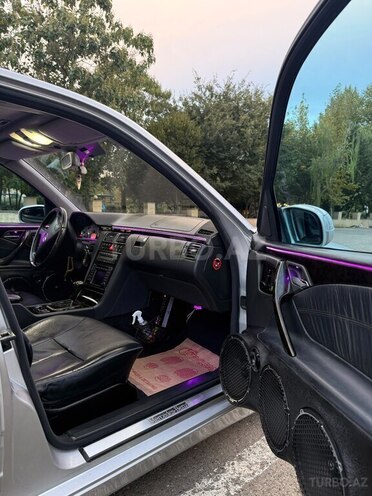 Mercedes E 320 2000, 138,616 km - 3.2 l - Masallı