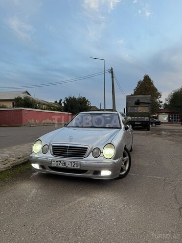 Mercedes E 320 2000, 138,616 km - 3.2 l - Masallı