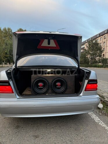 Mercedes E 320 2000, 138,616 km - 3.2 l - Masallı