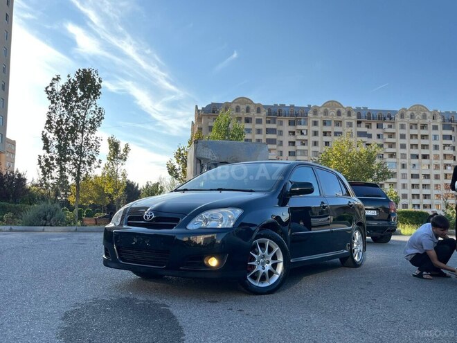 Toyota Corolla 2006, 260,000 km - 1.4 l - Bakı