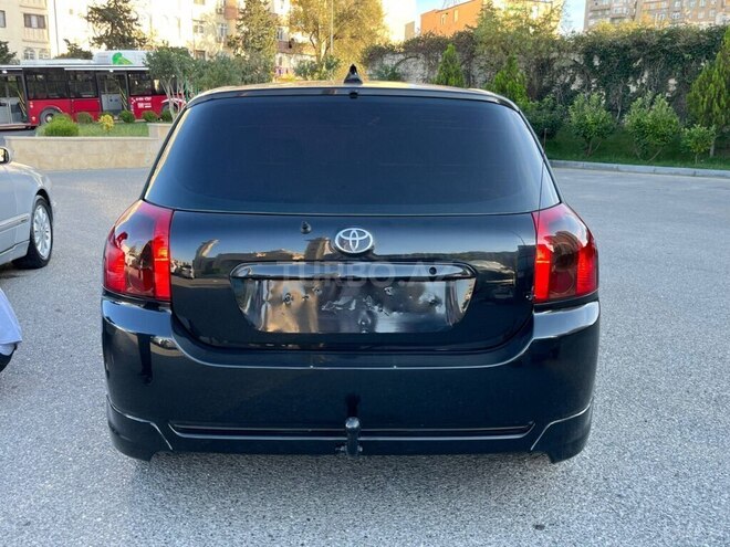 Toyota Corolla 2006, 260,000 km - 1.4 l - Bakı