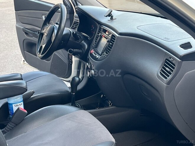 Kia Rio 2009, 225,000 km - 1.5 l - Bakı