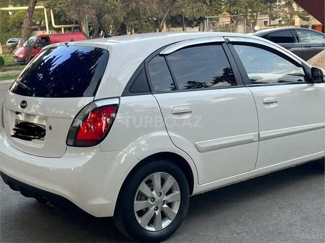 Kia Rio 2009, 225,000 km - 1.5 l - Bakı