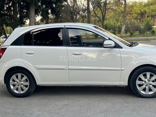 Kia Rio 2009, 225,000 km - 1.5 l - Bakı