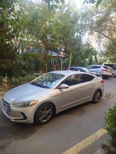 Hyundai Elantra 2018, 286,463 km - 2.0 l - Bakı
