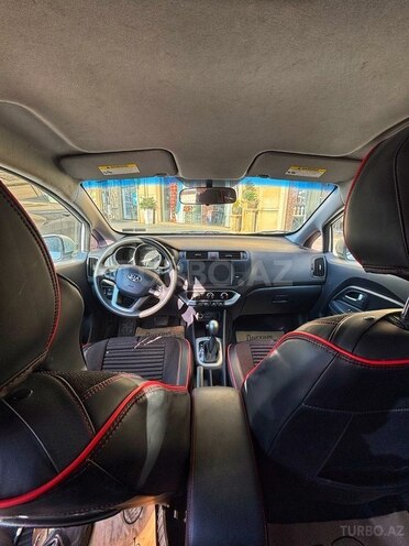 Kia Rio 2015, 180,086 km - 1.6 l - Bakı