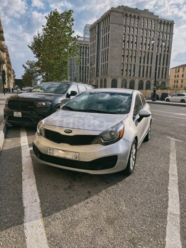 Kia Rio 2015, 180,086 km - 1.6 l - Bakı