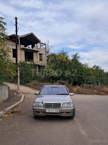 Mercedes C 200 1998, 193,500 km - 2.0 l - 
