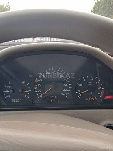 Mercedes C 200 1998, 193,500 km - 2.0 l - 