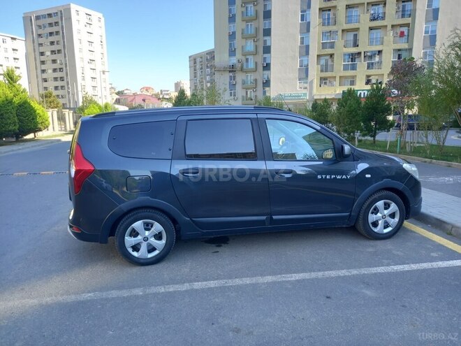 Dacia Lodgy 2017, 228,000 km - 1.5 l - Bakı
