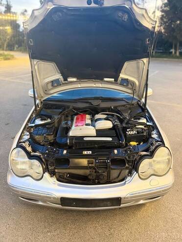 Mercedes C 200 2002, 410,000 km - 2.0 l - Şirvan
