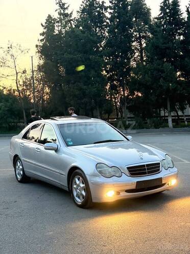 Mercedes C 200 2002, 410,000 km - 2.0 l - Şirvan