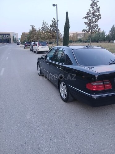 Mercedes E 280 1999, 354,250 km - 2.8 л - Bakı