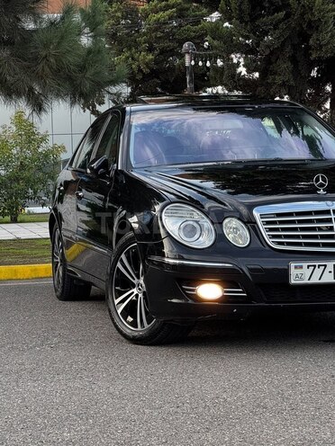 Mercedes E 220 2006, 498,000 km - 2.2 l - Saatlı