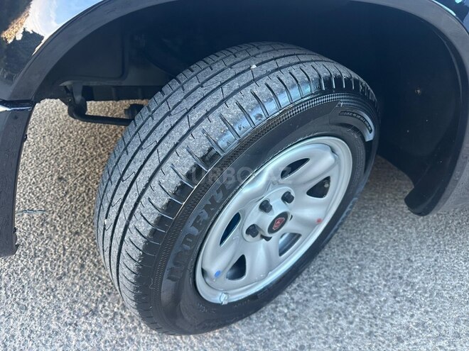 GAZ 31105 2005, 814,880 km - 2.3 l - Sumqayıt