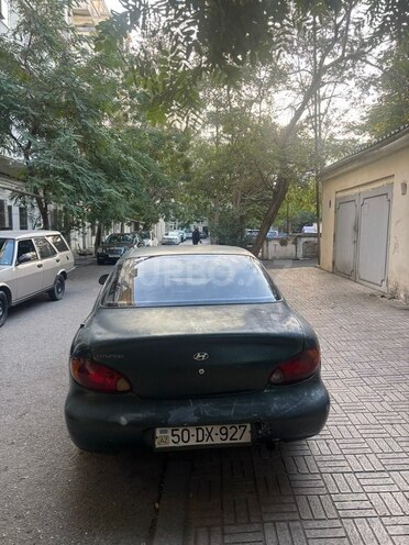Hyundai Elantra 1998, 300,000 km - 2.0 l - Bakı
